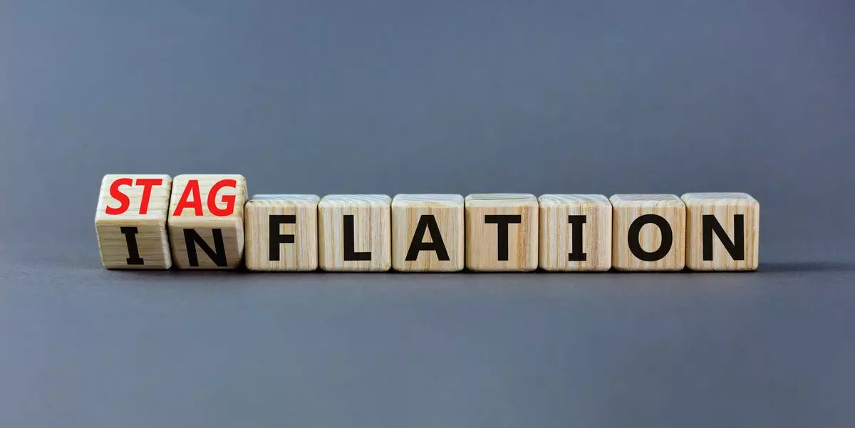 تفاوت رکود تورم و تورم Inflation vs. Stagflation