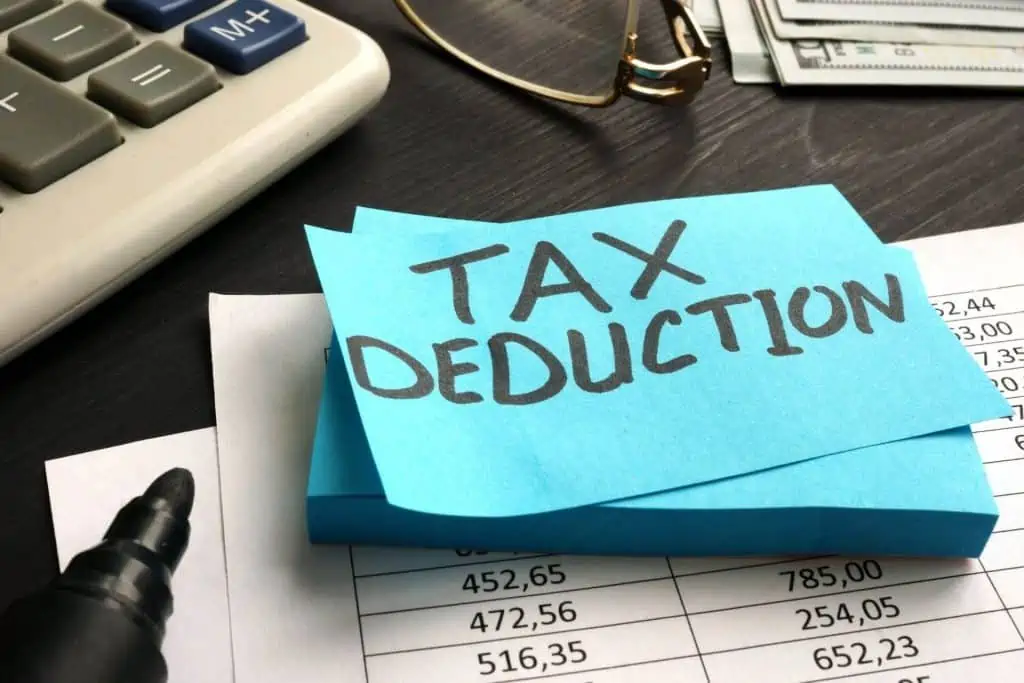 کسر مالیات Tax Deduction