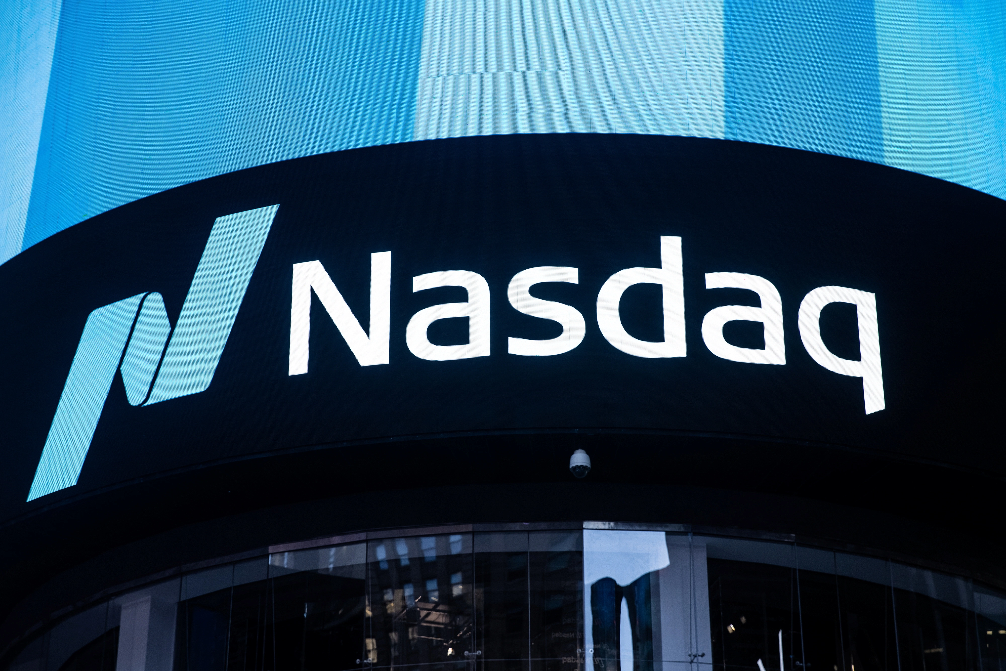 نزدک NASDAQ