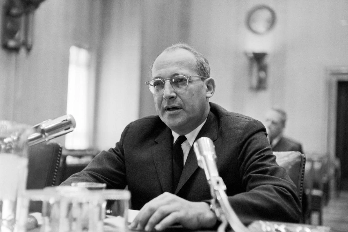 والت ویتمن روستو Walt Whitman Rostow