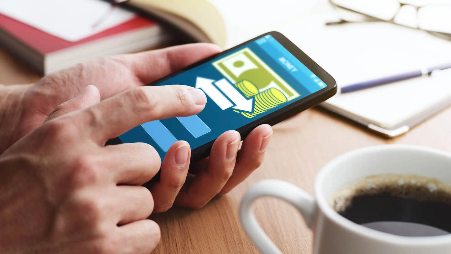 گسترش خدمات ضروری همگانی Universal Essential Services