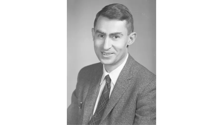 اویسی دیوید دومار Evsey David Domar