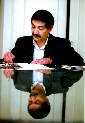 حسین عظیمی آرانی