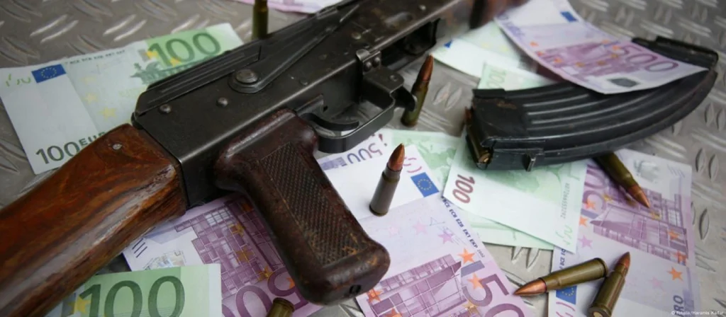 قاچاق اسلحه و بازار سیاه بینالمللی: سود هنگفت و بیقانونی مطلق