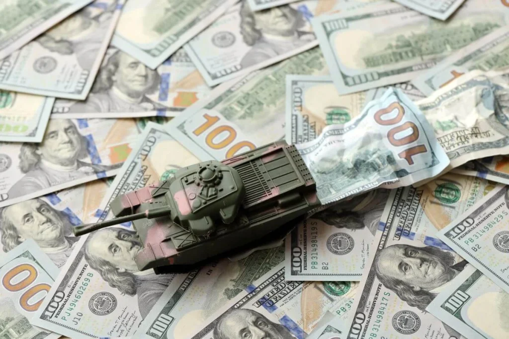 چگونه درگیری‌های نظامی مسیر توسعه اقتصادی را منحرف می‌کنند؟